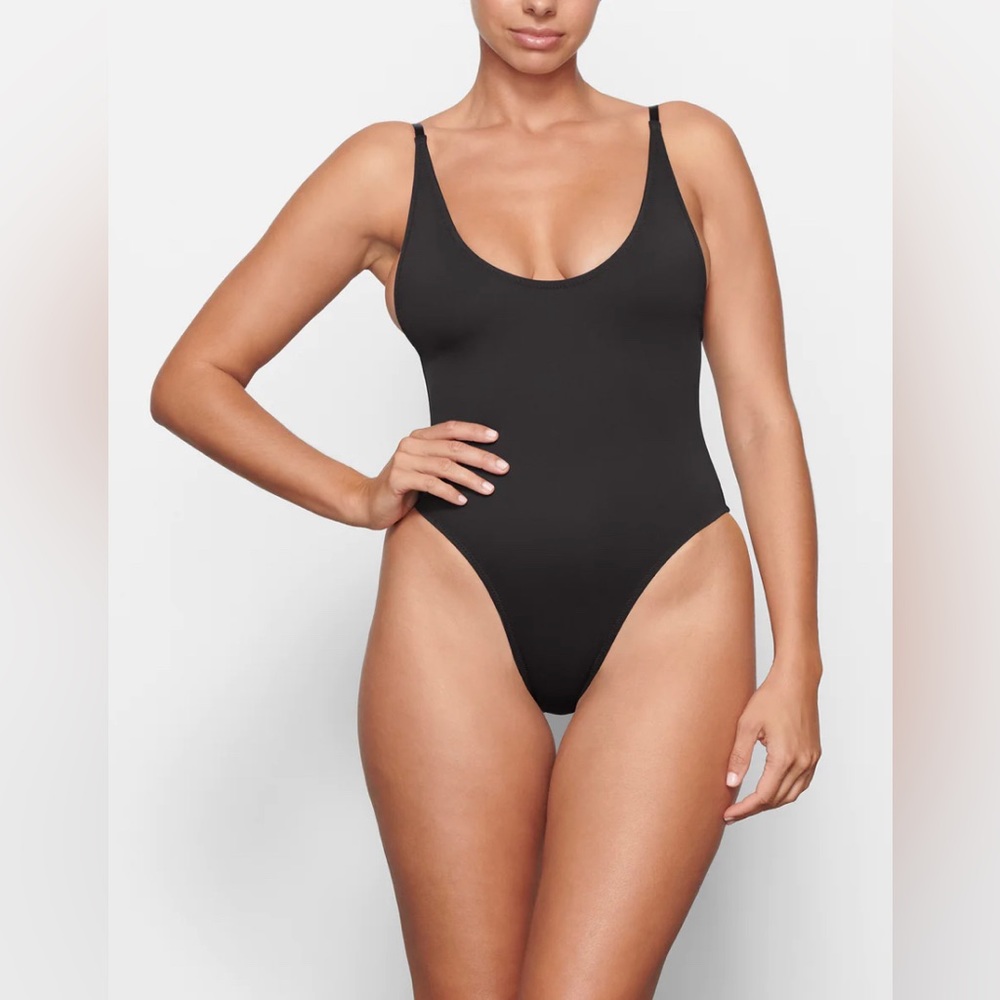 SKIMS Scoop Neck Black One Piece Swimsuit NWT